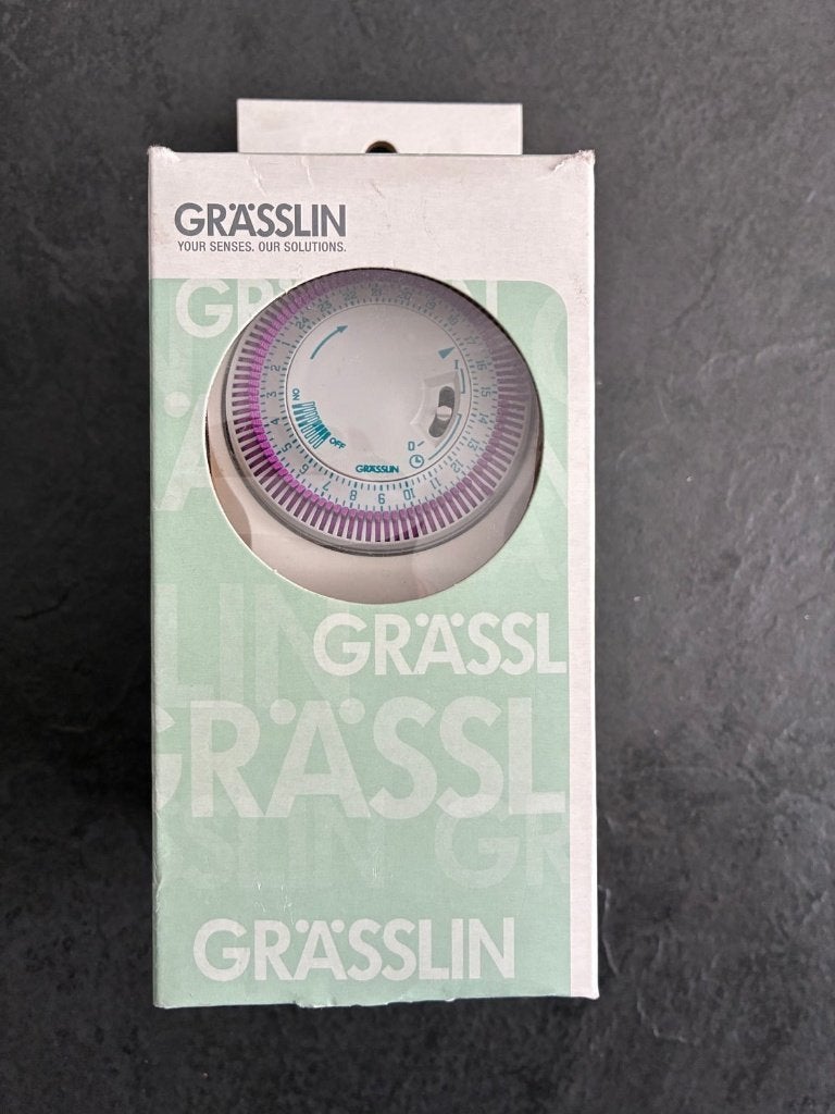 GRÄSSLIN Tijdschakelaar – Nieuw in doos – Duitse kwaliteit, Ophalen of Verzenden, Nieuw, General Electric