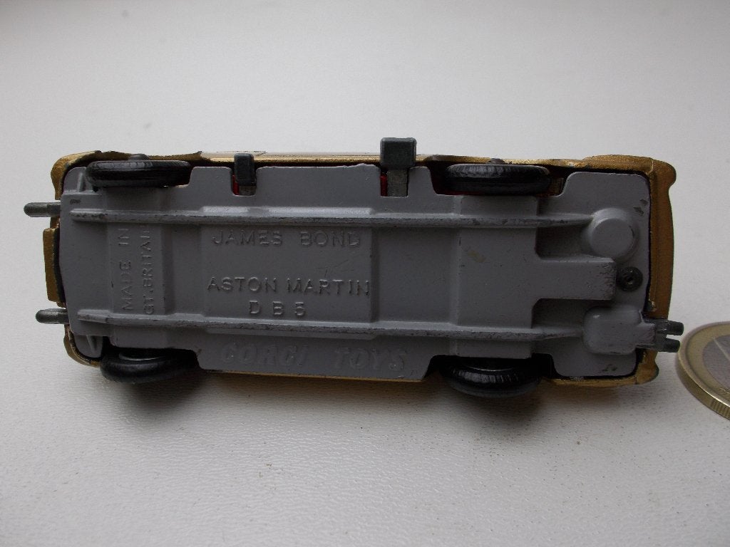 1965 Corgi Toys 261 JAMES BOND ASTON MARTIN DB5 (GOLD) -C-, Hobby en Vrije tijd, Ophalen of Verzenden, Zo goed als nieuw, Auto