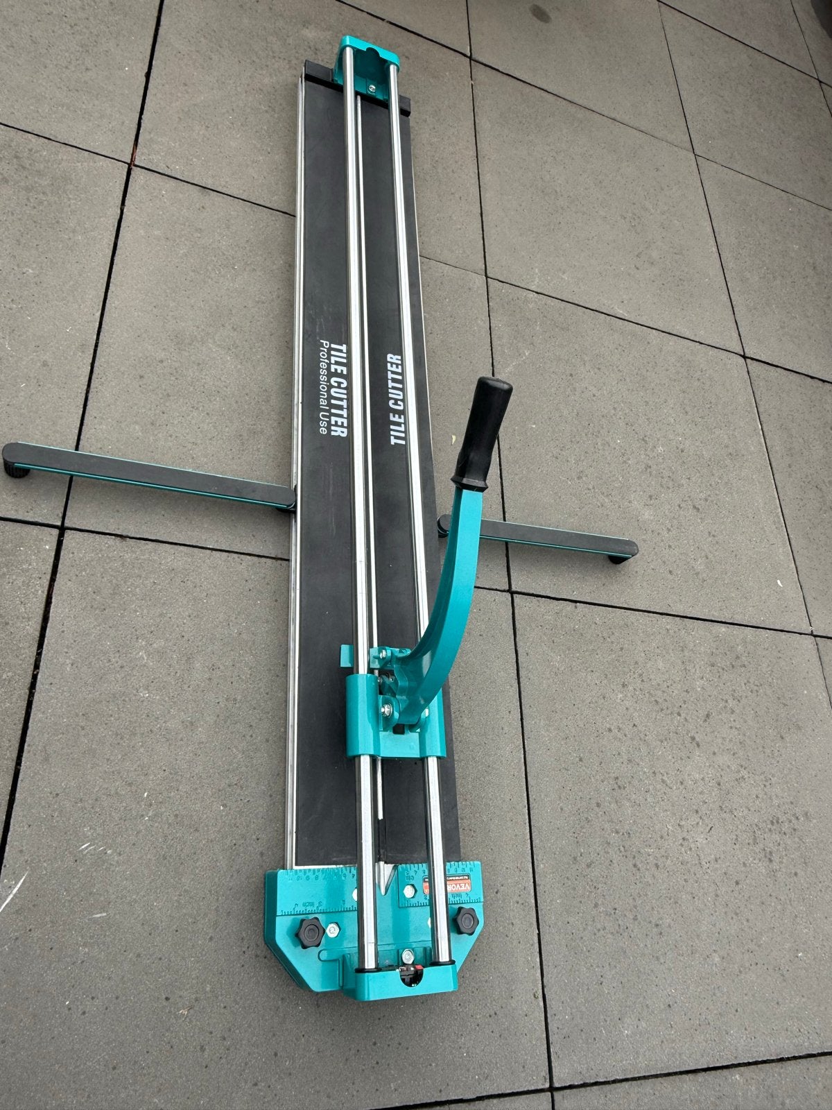 Professionele tegelsnijder - Zo goed als nieuw 120 cm, Ophalen, 60 cm of meer, Zo goed als nieuw, Minder dan 5 m²