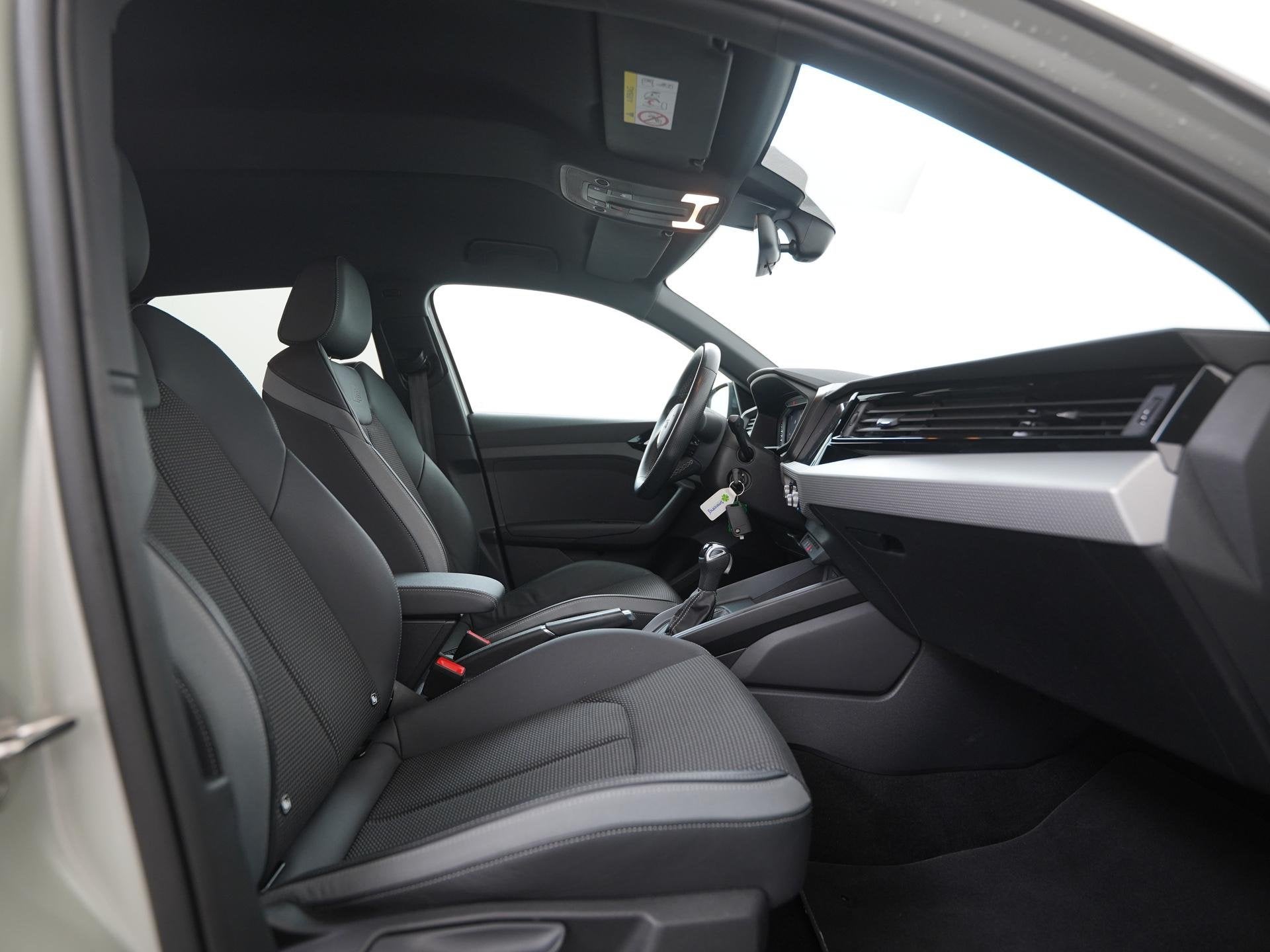 Audi A1 allstreet 30 TFSI S-Line int. S-Tronic | Stoelverwar, Auto's, Audi, 12 maanden, Stof, Bedrijf, 3 cilinders