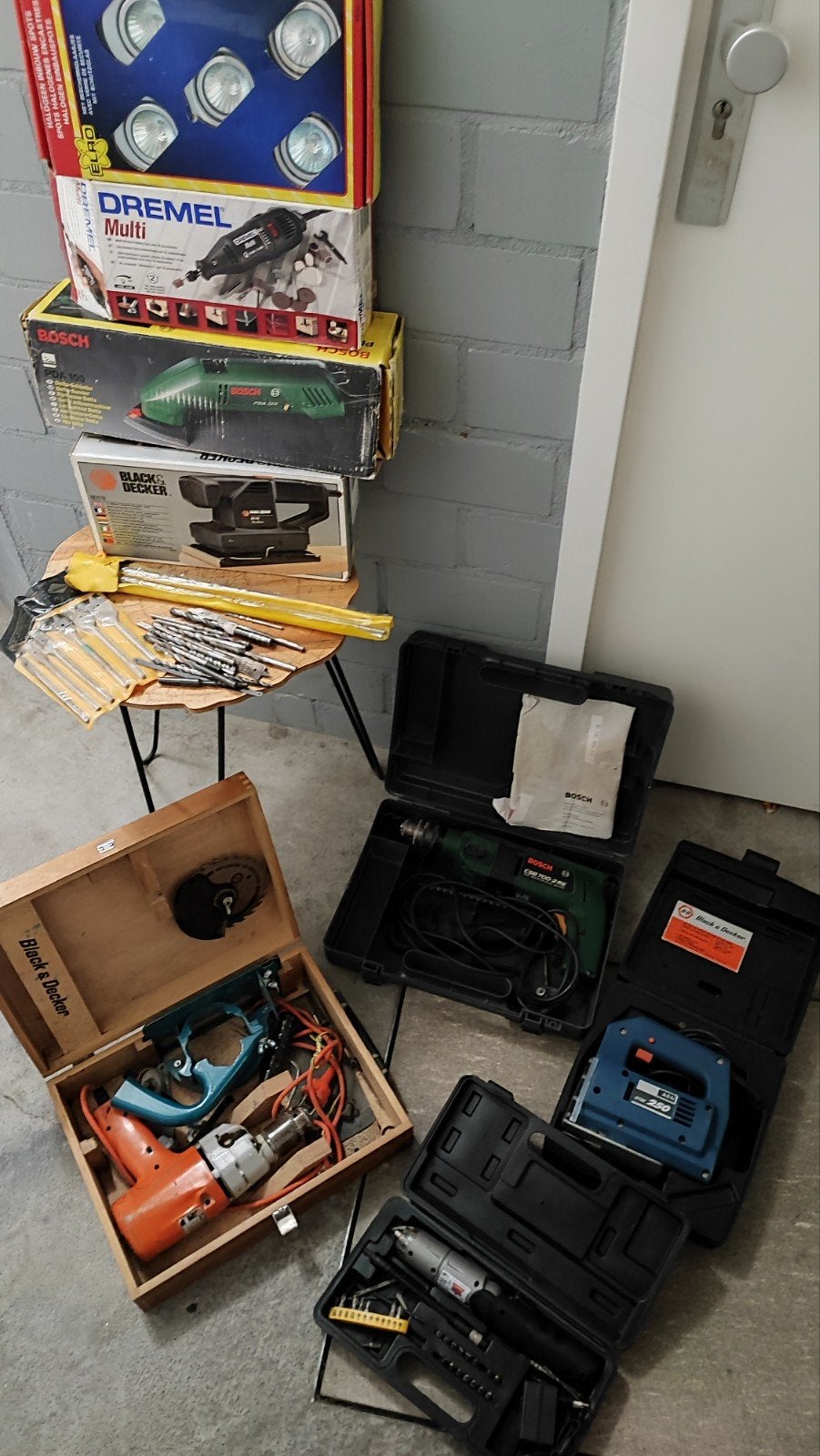 Grote partij merkgereedschap (Bosch, Dremel, Black & Decker), Ophalen, Gebruikt, Overige typen