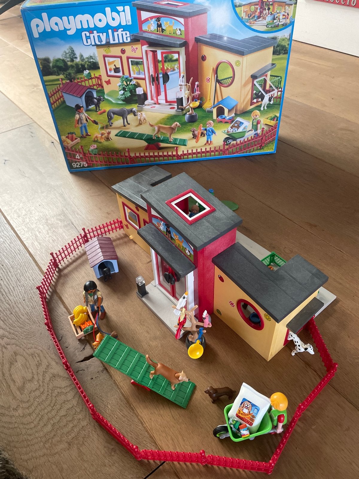 Playmobil City Life Dierenpension 9275, Kinderen en Baby's, Speelgoed | Playmobil, Ophalen, Gebouw, Complete set, Zo goed als nieuw