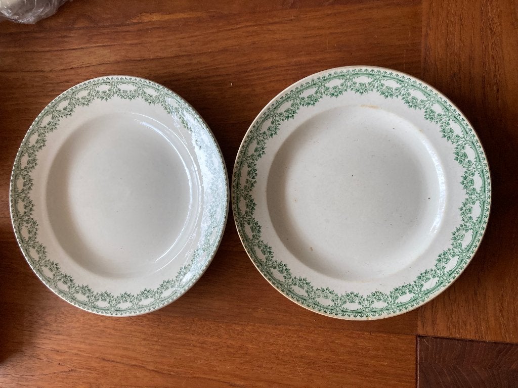 2 Royal Boch borden serie CARLOTTA met groene rand, Gebruikt, Ophalen of Verzenden, Bord(en), Royal Boch