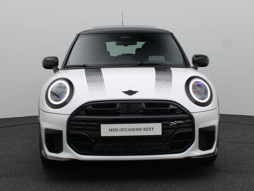 MINI 3-Deurs Cooper John Cooper Works + Pakket M + Driving A, Auto's, 156 pk, 4 stoelen, Leder en Stof, Wit