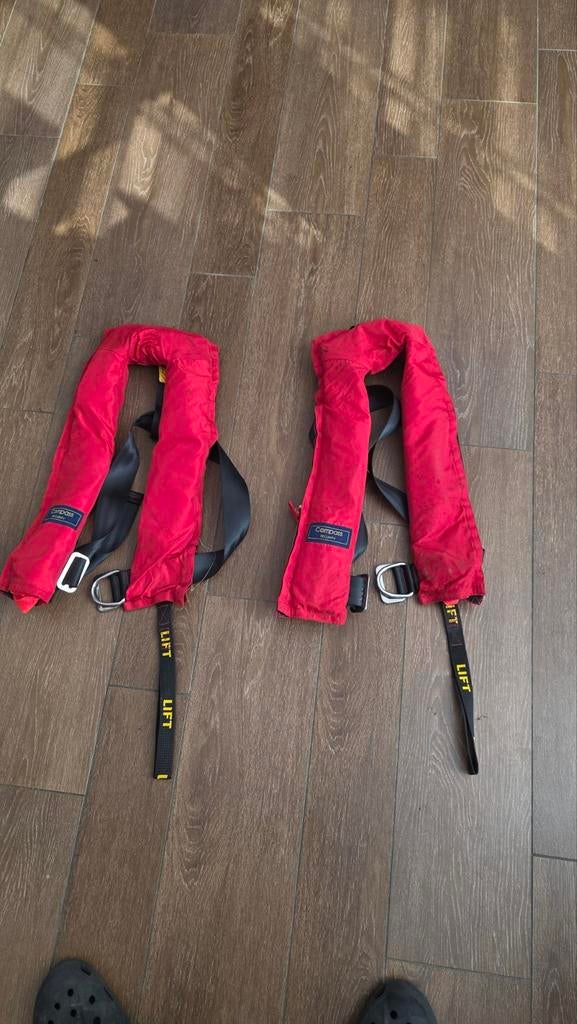 2x 150N opblaadbaar reddingsvest, Ophalen of Verzenden, Dame of Heer, Reddingsvest of Zwemvest