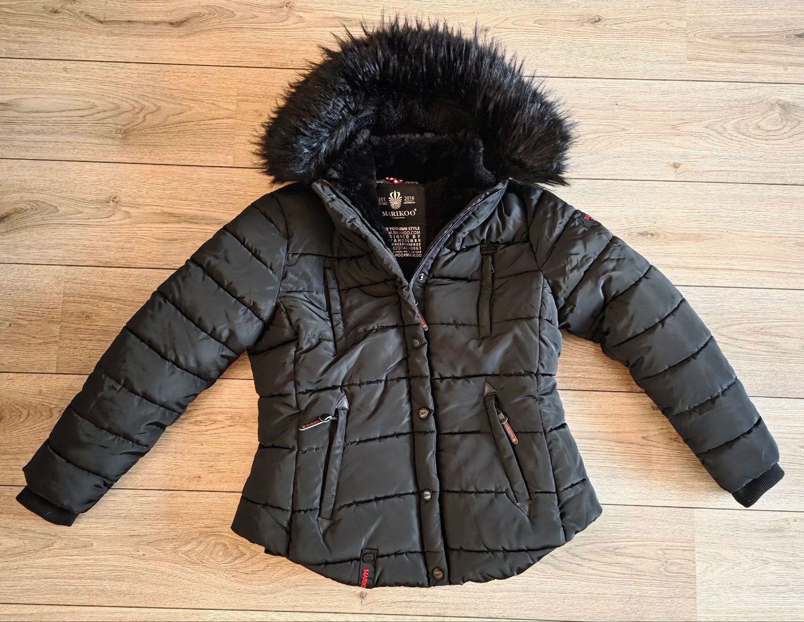 Marikoo winterjas ( nieuw ), Marikoo, Zwart, Maat 46/48 (XL) of groter, Nieuw