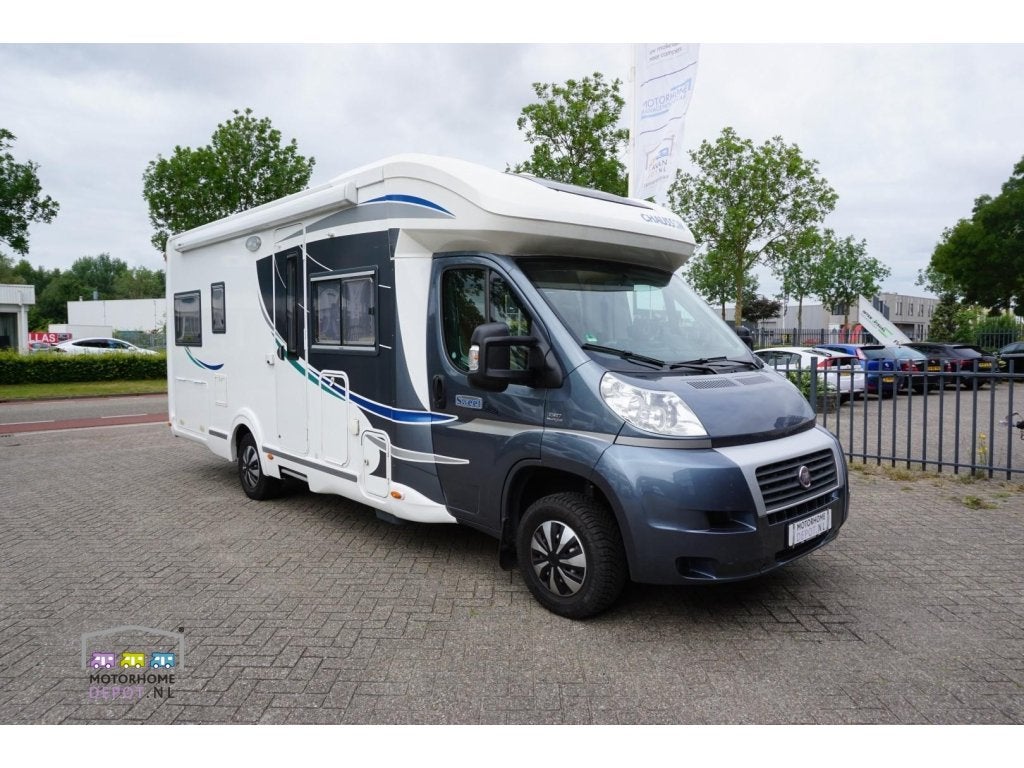 Chausson Sweet Cosy 10-2013 euro 5 met 79.000km, Koelkast, 7 tot 8 meter, Cassettetoilet, Tot en met 4