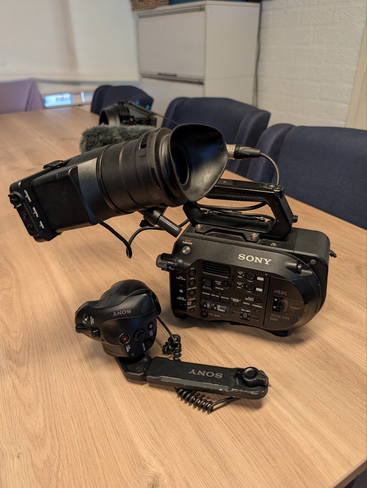 Sony PXW-FS7 4K XDCAM Camera met accessoires, Ophalen of Verzenden, Geheugenkaart, Sony, 20x of meer