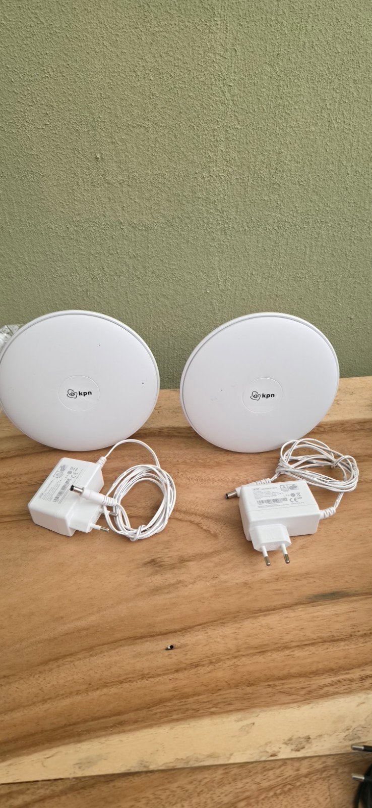 KPN SuperWifi Versterkers (2 stuks) met adapters, Computers en Software, Ophalen, Zo goed als nieuw