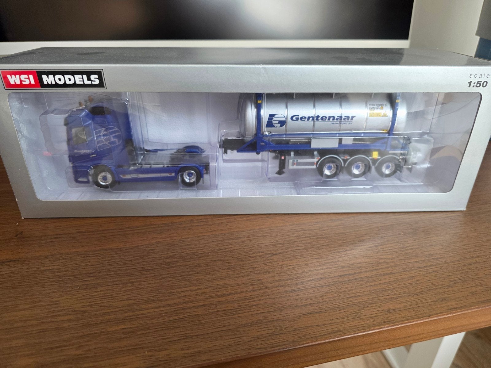 WSI Models Volvo FH4 Globetrotter Gentenaar Tankoplegger1:50, Ophalen of Verzenden, Nieuw, Bus of Vrachtwagen, Wsi