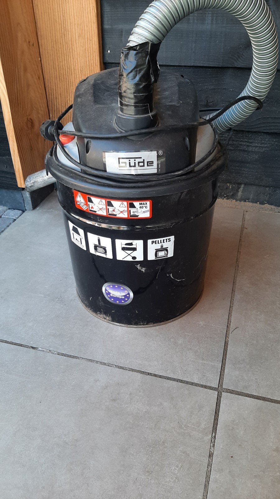 as stofzuiger, Ophalen, Gebruikt, Hout, Pelletkachel