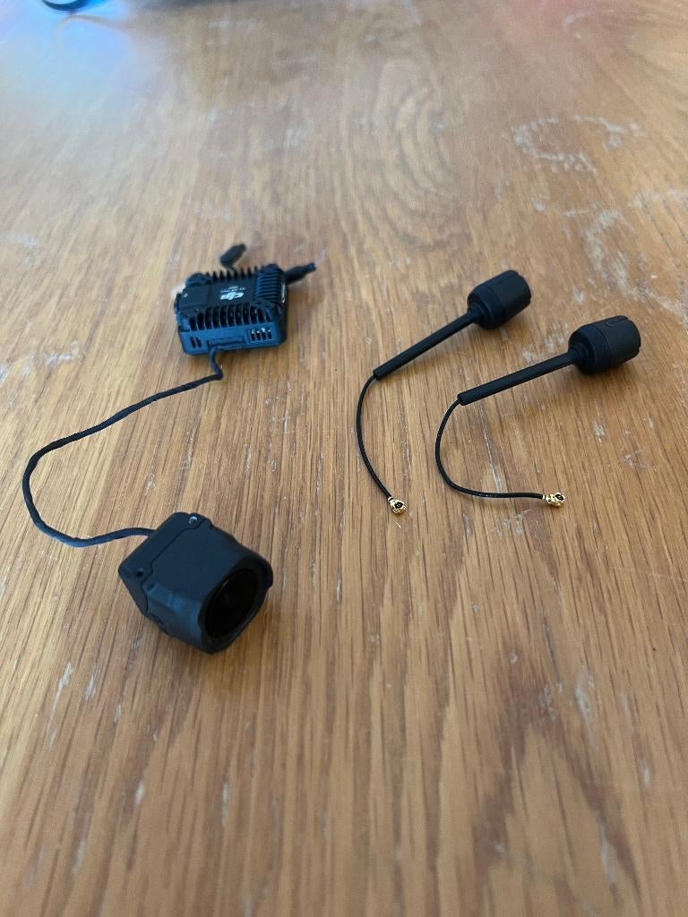 DJI O4 Air Unit PRO, Audio, Tv en Foto, Drones, Ophalen, Zo goed als nieuw