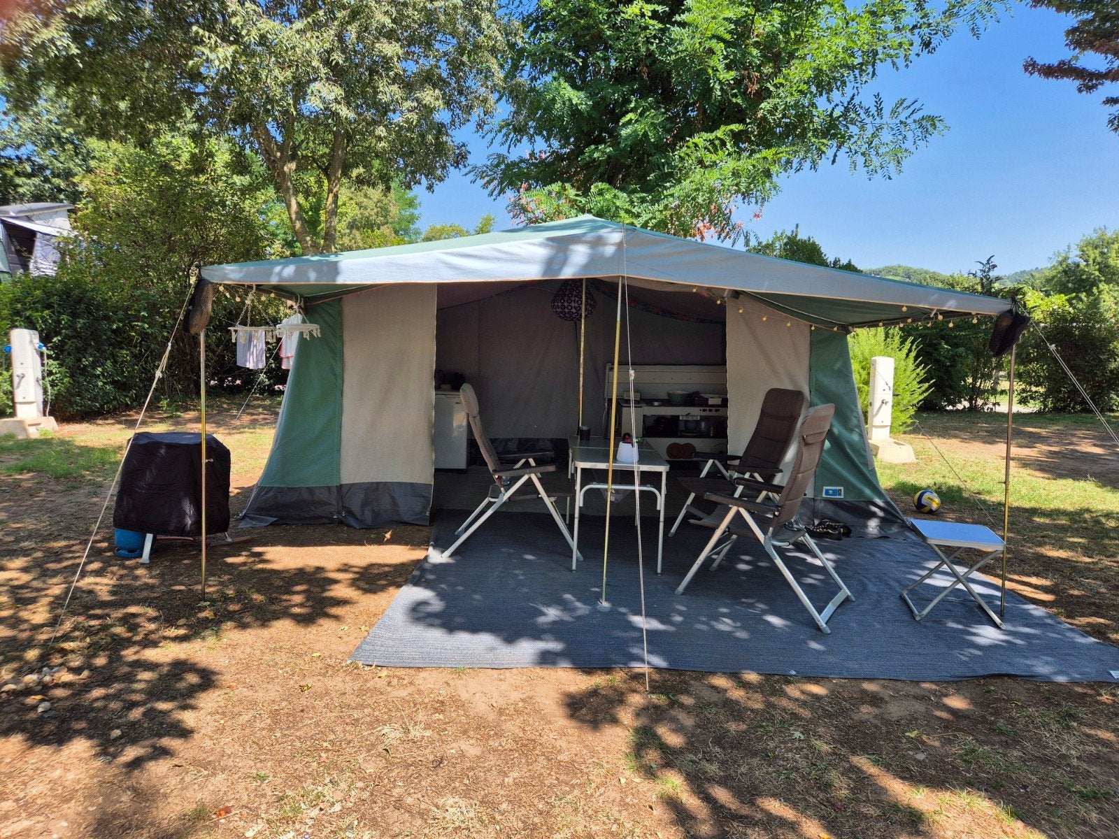 Zeer nette Alpenkreuzer vouwwagen te koop, Caravans en Kamperen, Alpenkreuzer, Ophalen of Verzenden, Aanwezig, Tot en met 6