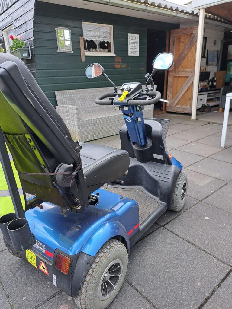 scootmobiel, Ophalen, Zo goed als nieuw, Afikim, 11 t/m 15 km/u
