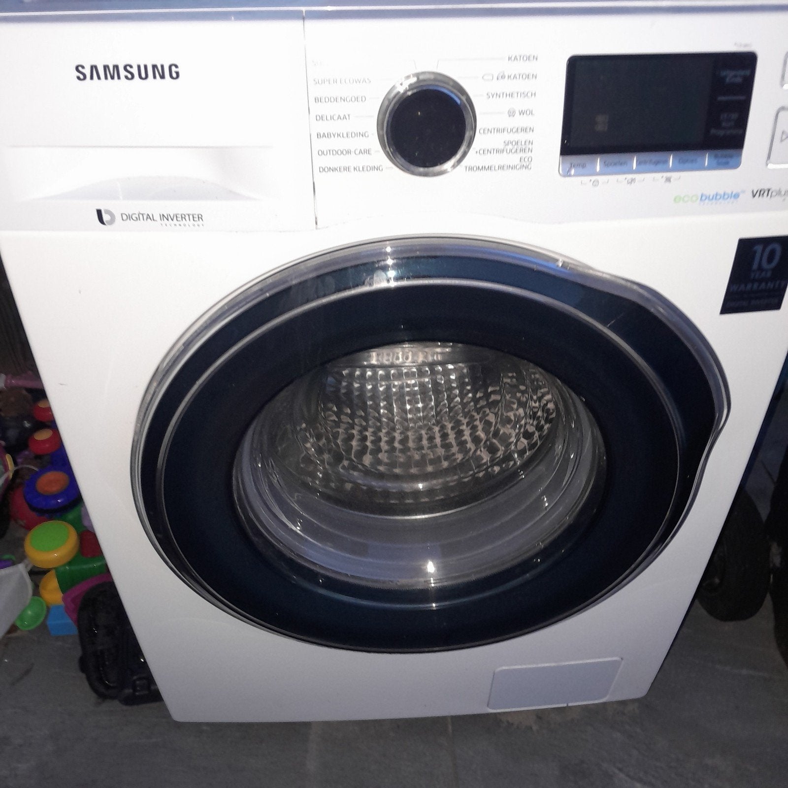 Samsung Wasmachine (3 jaar oud) - Lagers defect, 8 tot 10 kg, Ophalen, Gebruikt, Minder dan 85 cm