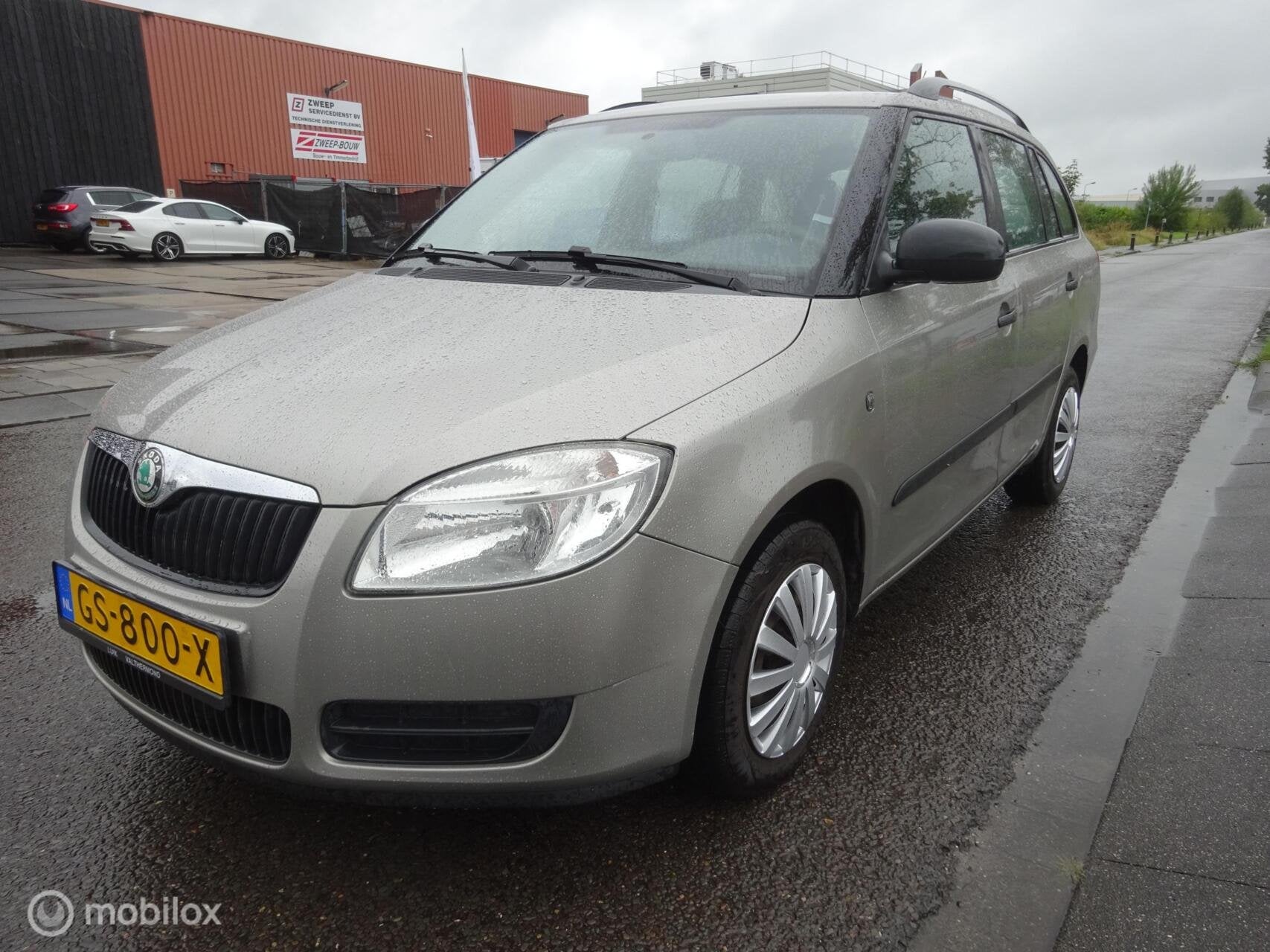 Skoda Fabia Combi 1.2-12V Comfort, Auto's, Voorwielaandrijving, 450 kg, 1045 kg, 1198 cc