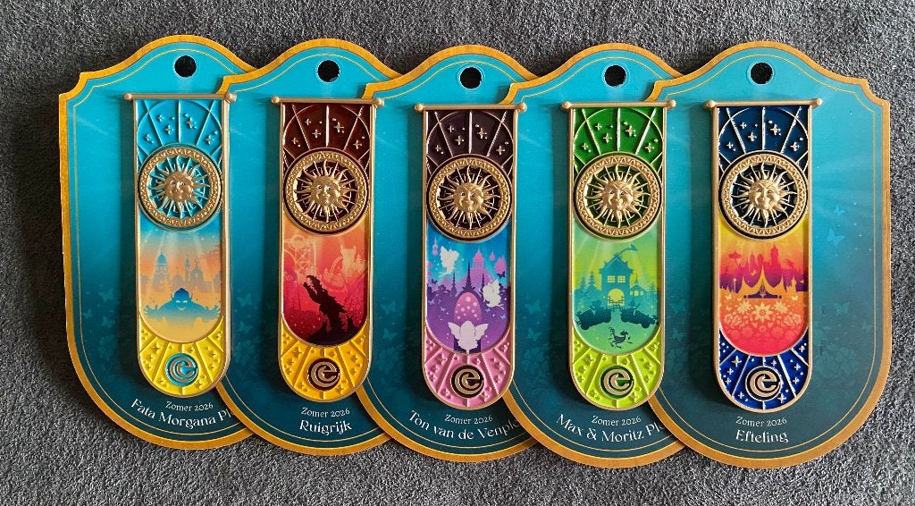 Efteling Zomerpins 2026, Complete Serie, Nieuw op Kaartjes!!, Ophalen of Verzenden, Nieuw, Speldje of Pin