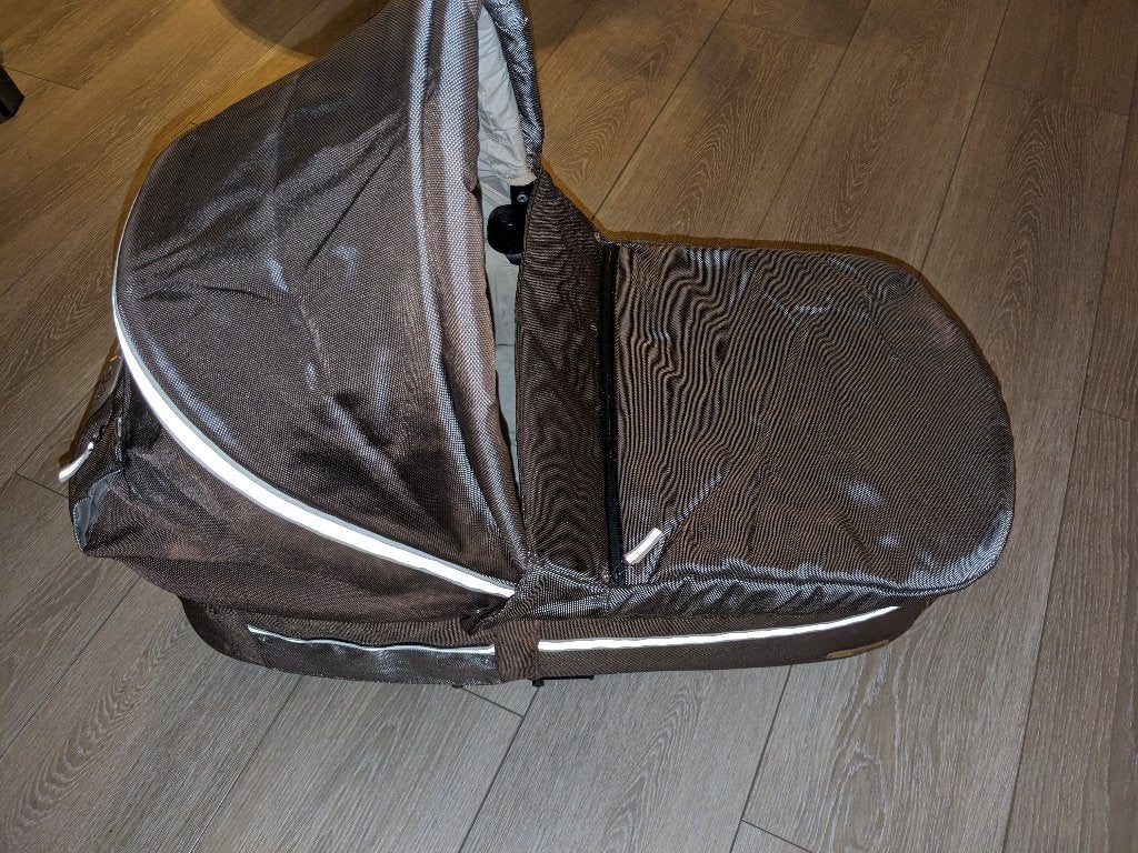 Reiswieg Mutsy kinderwagen, Kinderen en Baby's, Kinderwagens en Combinaties, Zo goed als nieuw, Met reiswieg, Mutsy, Ophalen