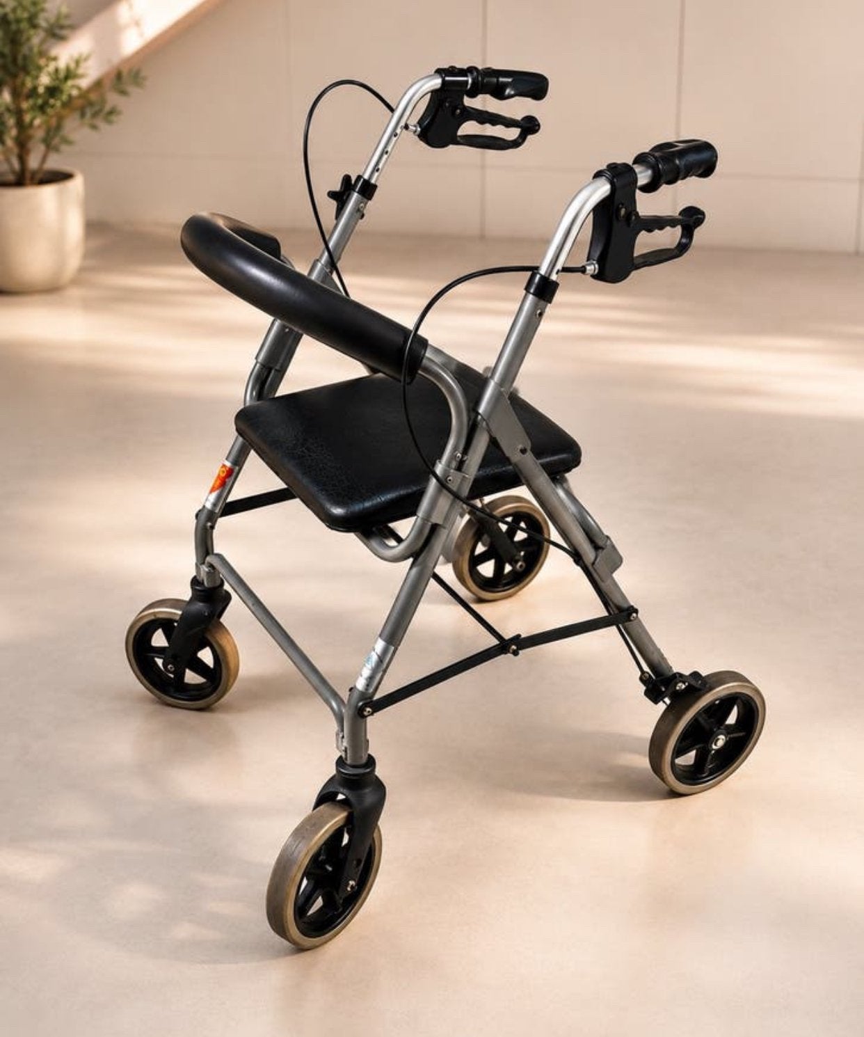 Rollator, Ophalen, Zo goed als nieuw