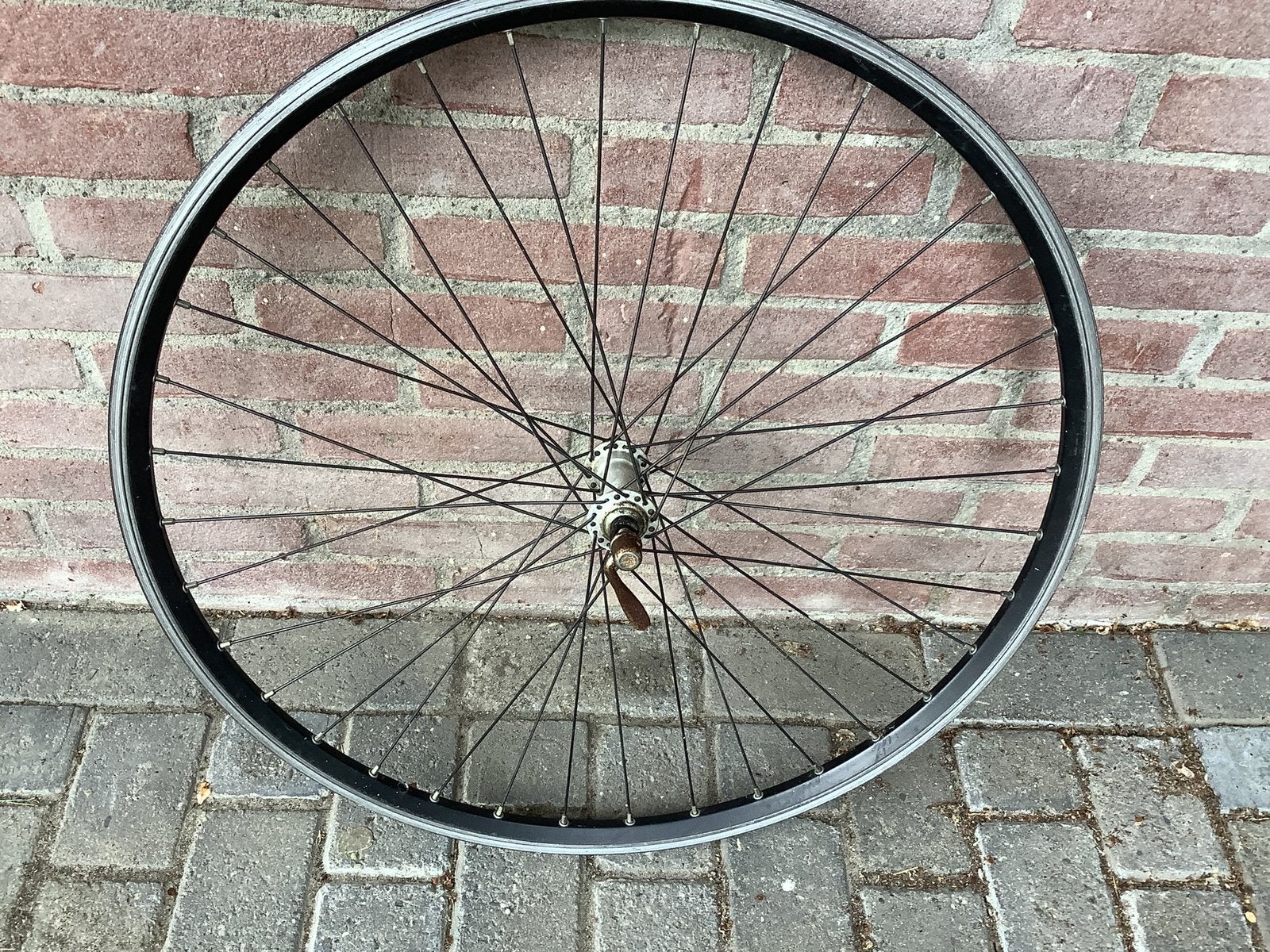 Voorwiel met Naaf Uitval / 28;inch, Fietsen en Brommers, Fietsonderdelen, Ophalen, Zo goed als nieuw