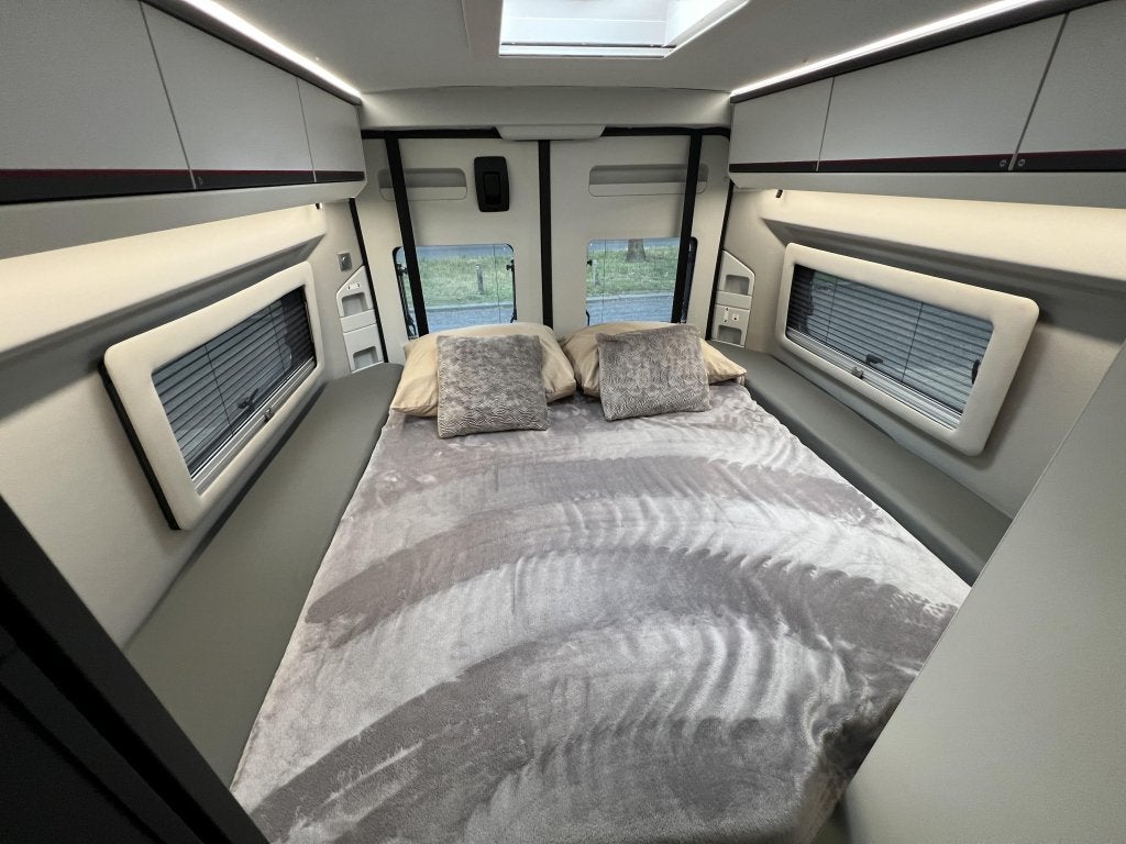 Adria Twin 640 SGX Sporst 9-T AUTOMAAT ENKELE BEDDEN HEFDAK, Automaat, Ringverwarming, Fiat, 6 tot 7 meter