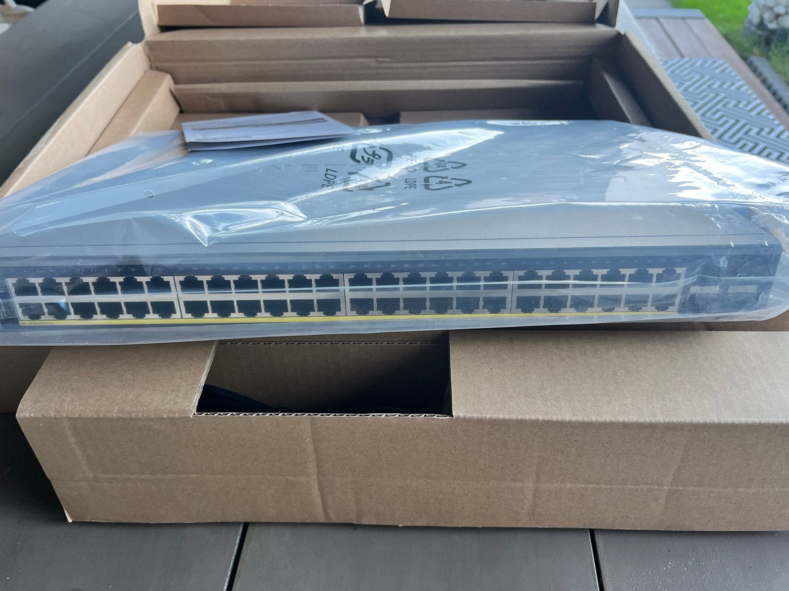 NETGEAR GS752TP-300EUS 48-Poort Gigabit Ethernet PoE+ Smart, Ophalen of Verzenden, Nieuw