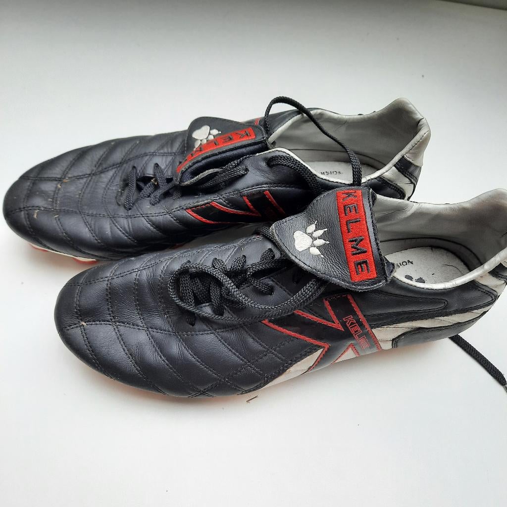 Kelme voetbalschoenen mt 45, Schoenen, Maat L, Ophalen of Verzenden, Zo goed als nieuw