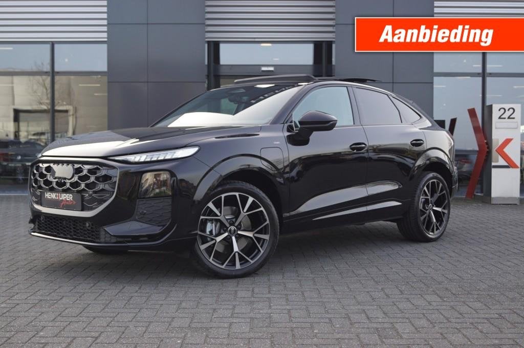 Audi Q3 SPORTBACK e-Hybrid S-Line 272pk/Panodak/Camera/20 In, Automaat, Gebruikt, Overige modellen, Met garantie (alle)