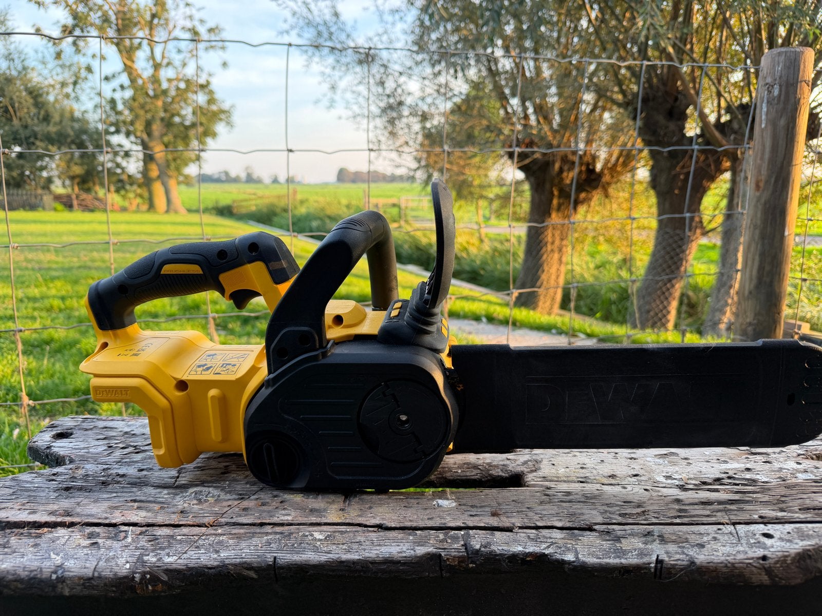 Dewalt DCM565 Accu Kettingzaag 18V - Zo goed als nieuw