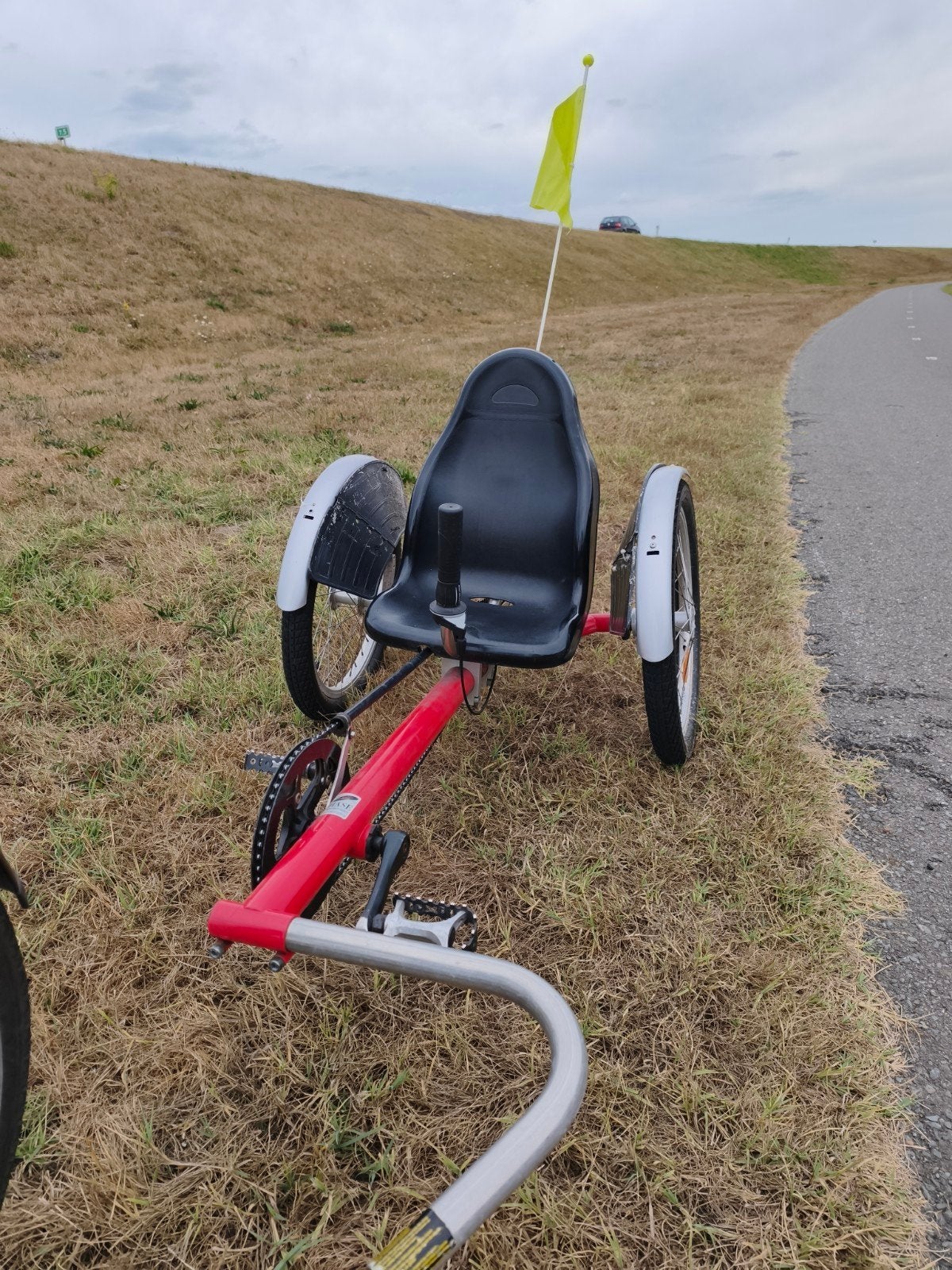 Hase degelijke aanhangfiets voor kinderen, Ophalen, Gebruikt, Minder dan 20 kg, Aanhangfiets