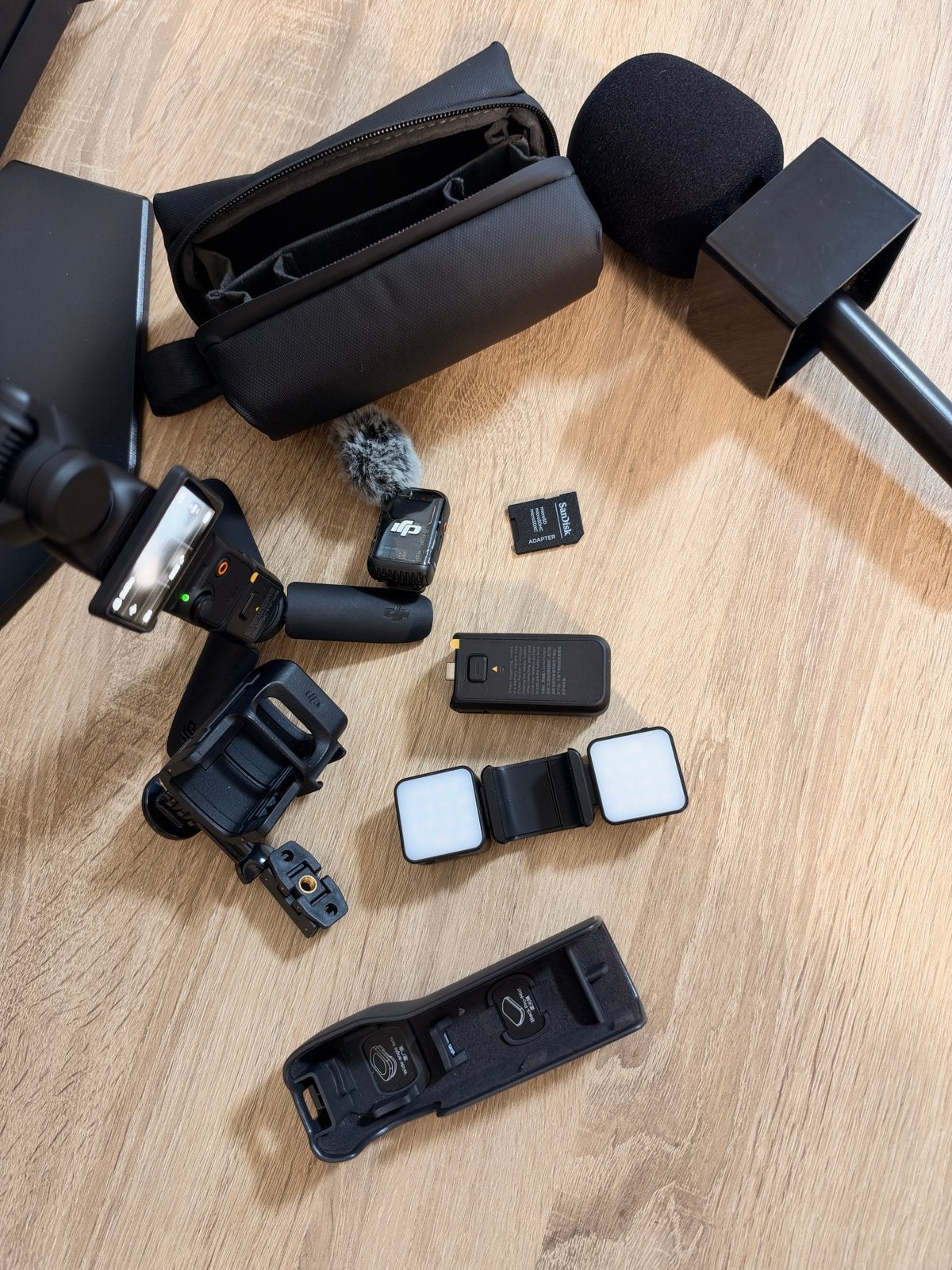 DJI Osmo Pocket 3 Creator Combo met accessoires + 512GB SD, Audio, Tv en Foto, Overige merken, Overige soorten, Zo goed als nieuw