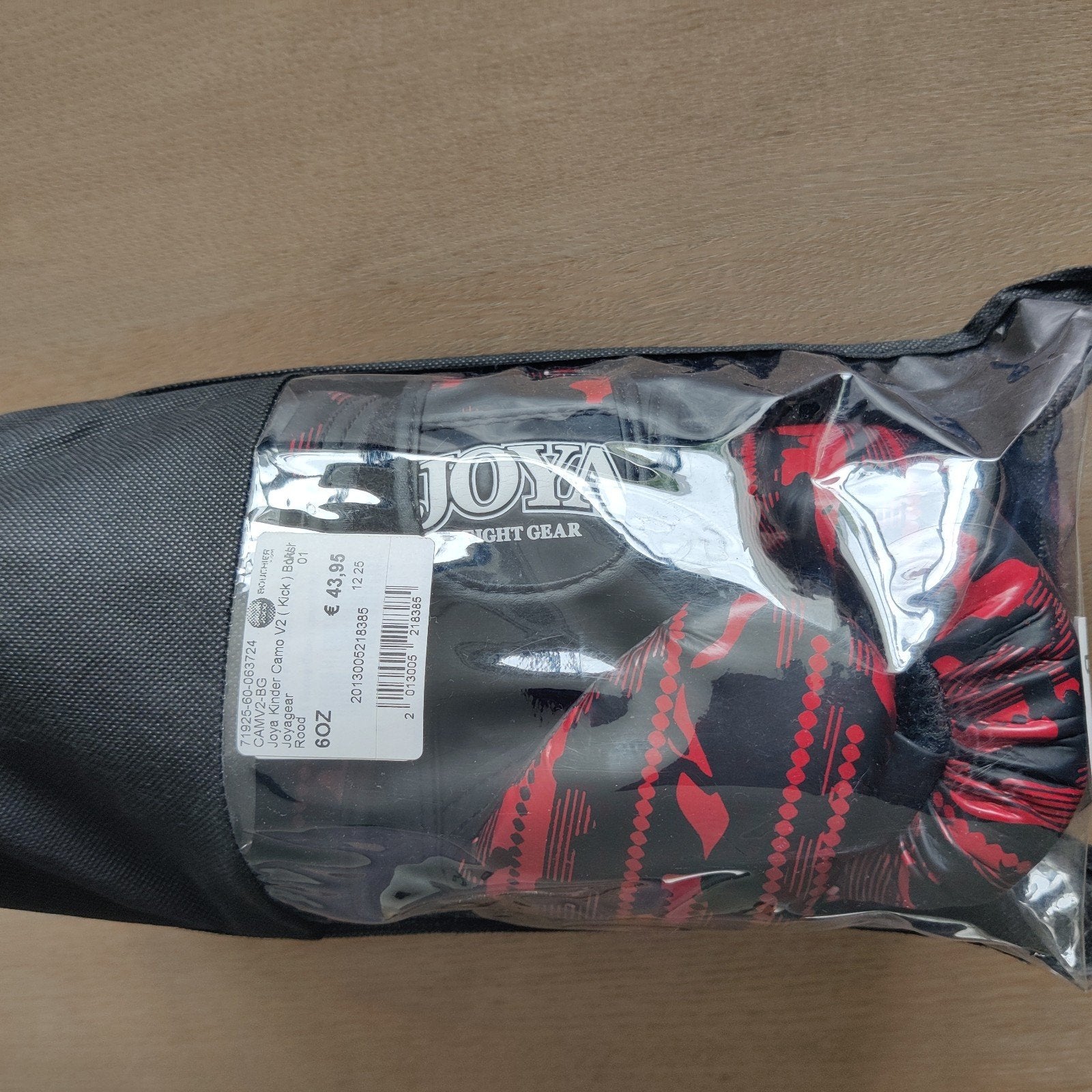 Kickbox handschoenen en scheenbeschermers, Ophalen of Verzenden, Zo goed als nieuw, Overige, Vechtsportbescherming
