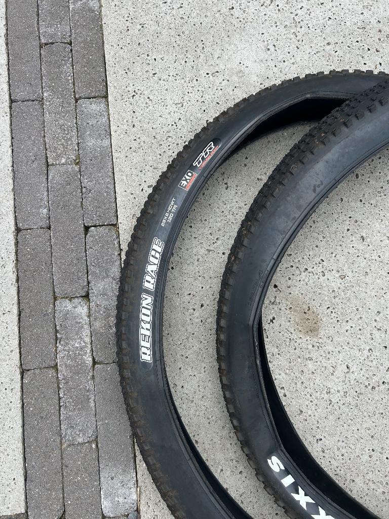 Maxxis rekon race banden, Fietsen en Brommers, Fietsonderdelen, Zo goed als nieuw, Band, Rubber, Mountainbike, Ophalen of Verzenden