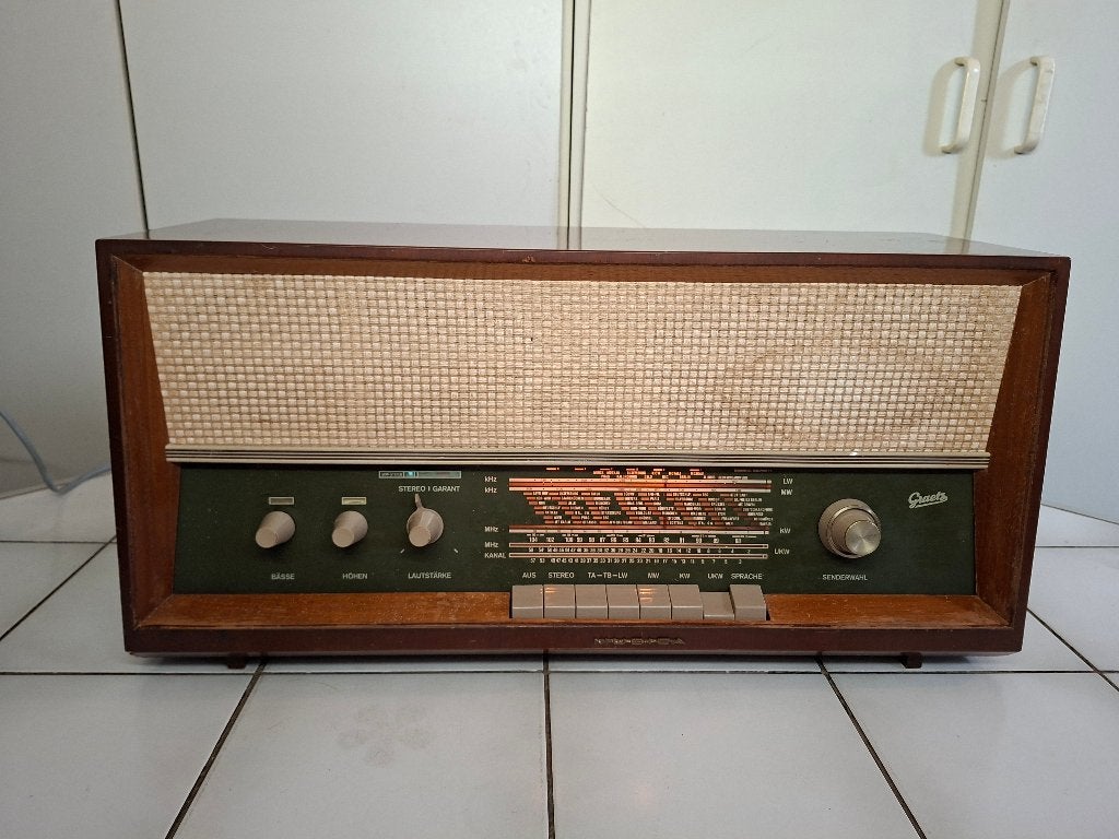Prachtige vintage Graetz buizenradio – echte klassieker!, Ophalen