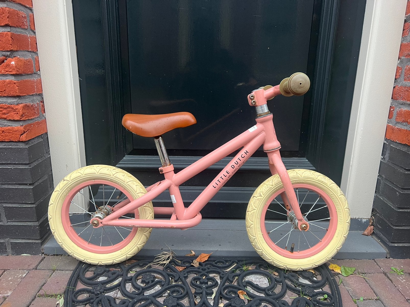Little Dutch Loopfiets Roze, Ophalen, Zo goed als nieuw, Minder dan 16 inch