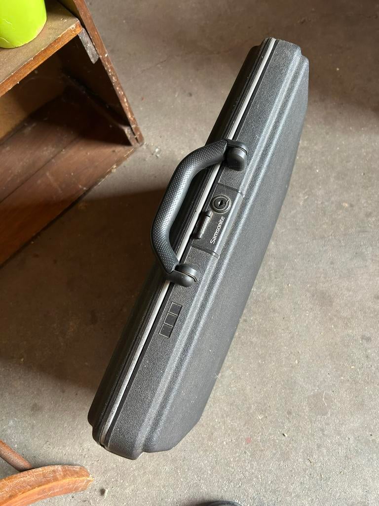 Akte tas, Ophalen, Gebruikt, Hard kunststof, Minder dan 50 cm