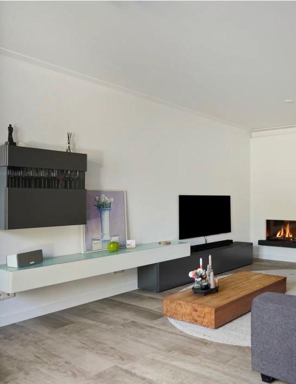 Hülsta Now tv kast, Huis en Inrichting, Kasten | Televisiemeubels, Ophalen, Gebruikt, 200 cm of meer, Minder dan 100 cm