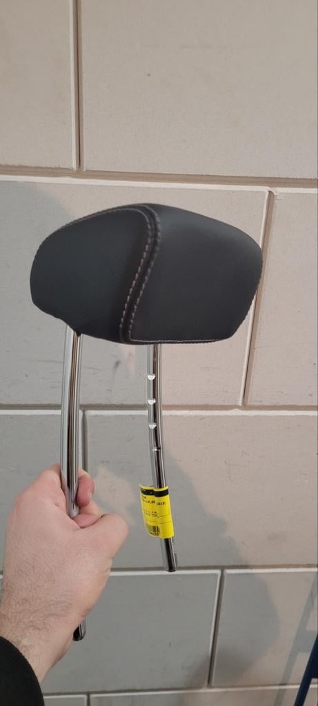 Hoofdsteun Mercedes C-Klasse 2014 - 2019 (Zwart), Ophalen