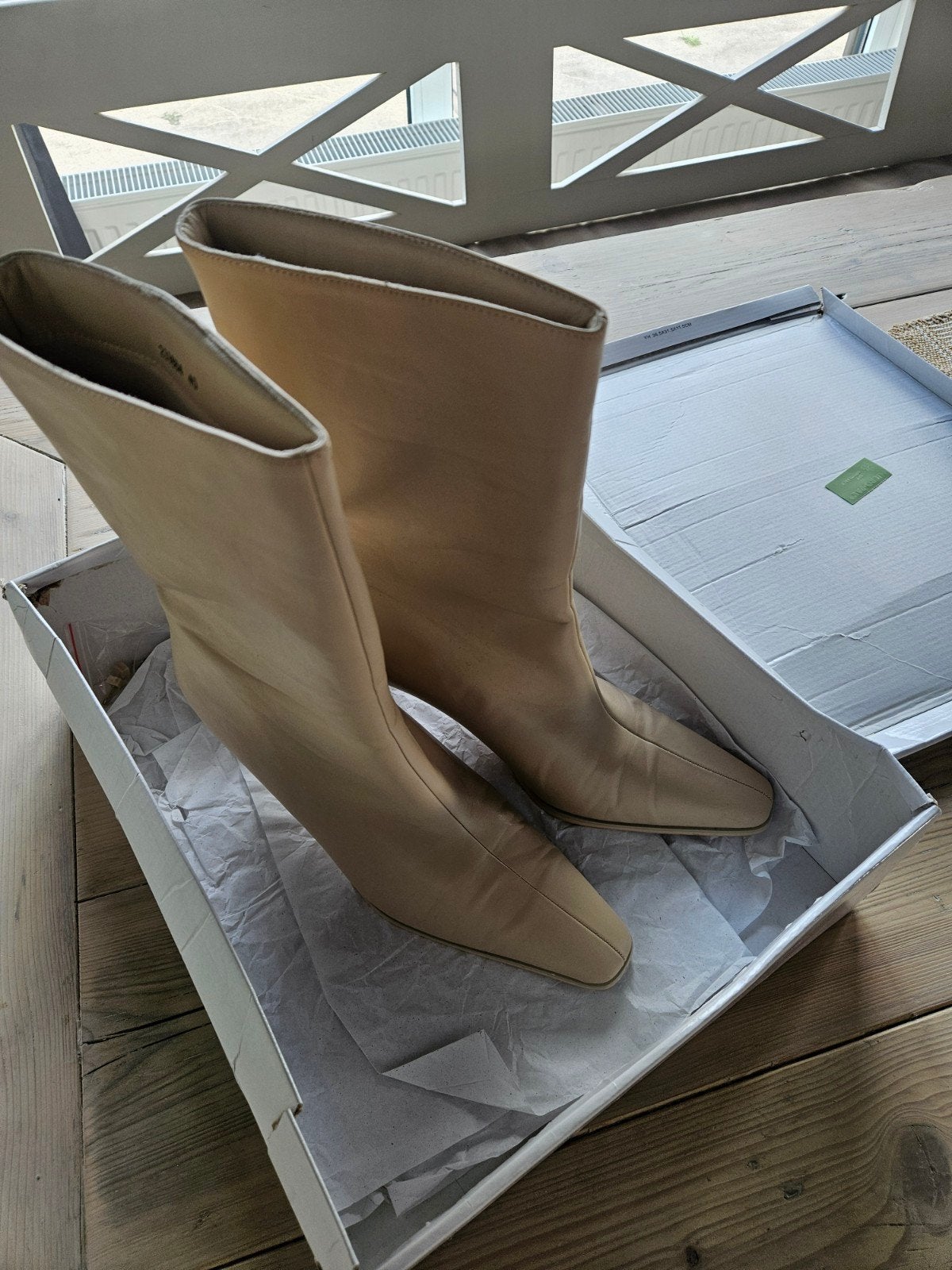 Mooie beige laarzen! Maat 40, Kleding | Dames, Ophalen of Verzenden