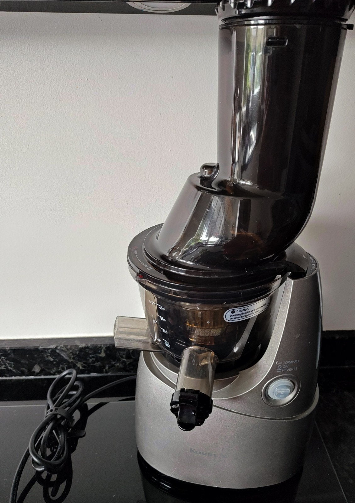 Kuvings slowjuicer NS-621CES, Ophalen, Gebruikt, Elektrisch, Slowjuicer