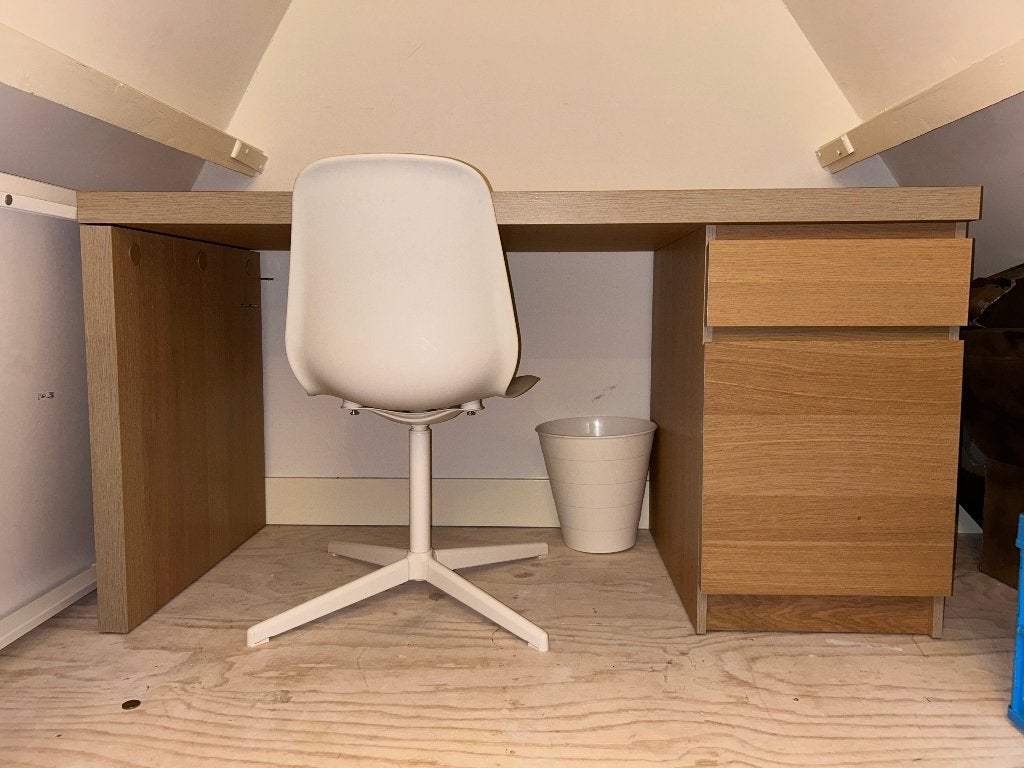 IKEA MALM bureau 140x65 eikeneffect als nieuw, Ophalen, 65 cm, Zo goed als nieuw, IKEA