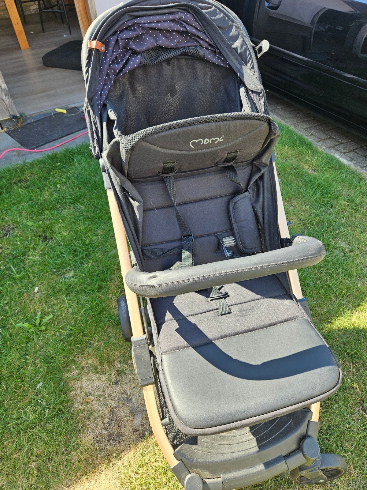 Mooie Momi kinderwagen - Zwart en goud, Ophalen, Zo goed als nieuw, Overige merken