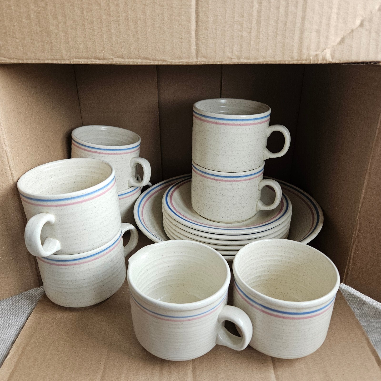 Churchill England ironstone koffie servies, Ophalen