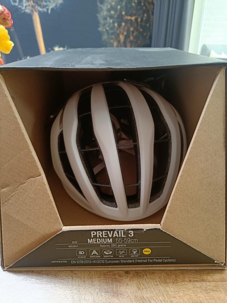 S-works Prevail 3 helm maat M - Nieuw in doos - Mat wit, Fietsen en Brommers, Fietsaccessoires | Fietshelmen, M, Nieuw, Ophalen of Verzenden