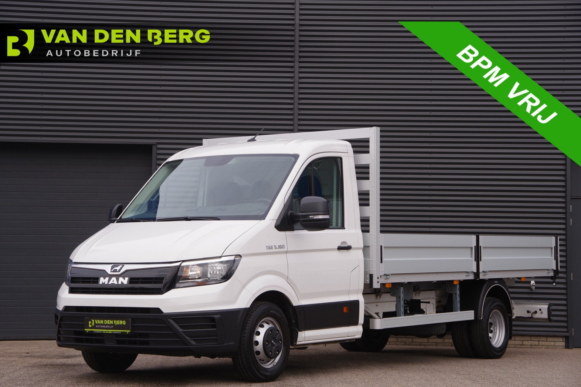 MAN TGE 5.160 50 2.0 L4 N1! DUBBELLUCHT OPENLAADBAK, 165PK A, Auto's, Automaat, Dealer onderhouden, Zwart, 4 cilinders