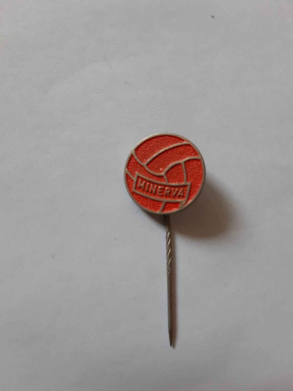 Speldje Minerva, Ophalen of Verzenden, Zo goed als nieuw, Sport, Speldje of Pin
