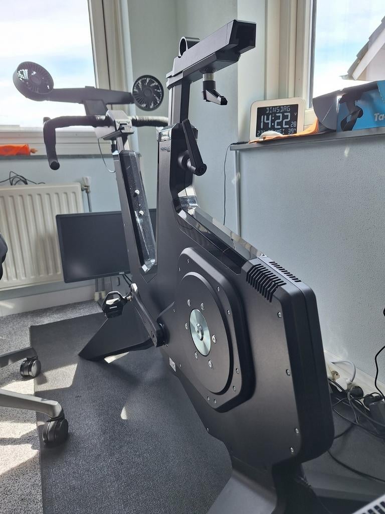 Tacx Neo Bike Smart Trainer - Indoor Fietsen, Sport en Fitness, Wielrennen, Ophalen