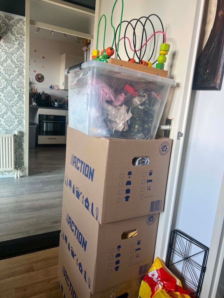 rommelmarkt spullen, Ophalen, Gebruikt