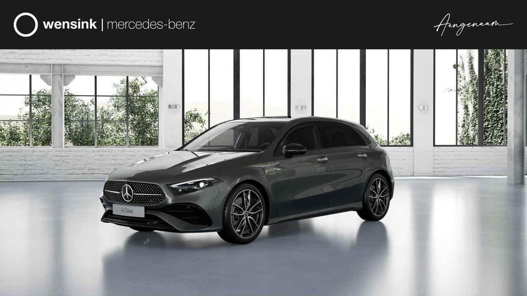 Mercedes-Benz A-Klasse 250e Business Solution AMG | Night |, Auto's, 4 cilinders, 163 pk, Plug-in hybride, Nieuw