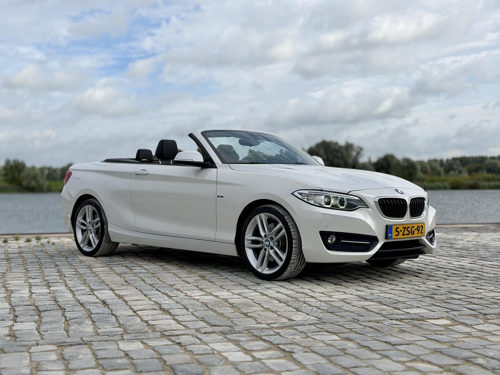 BMW 2-serie Cabrio 228i High Executive 245 PK!|Carplay|M-Spo, Automaat, Gebruikt, 4 cilinders, Cabriolet